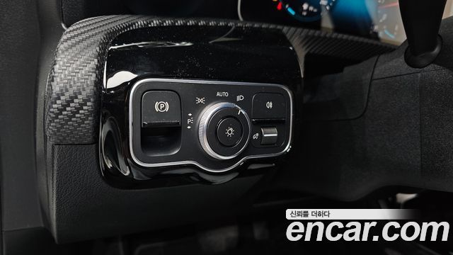 Mercedes-Benz A-Class 2020 — photo 22