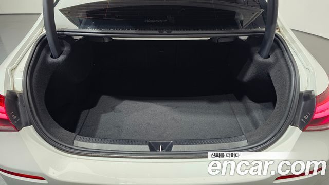 Mercedes-Benz A-Class 2020 — photo 26