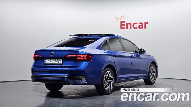 Volkswagen Jetta 2023 — photo 2