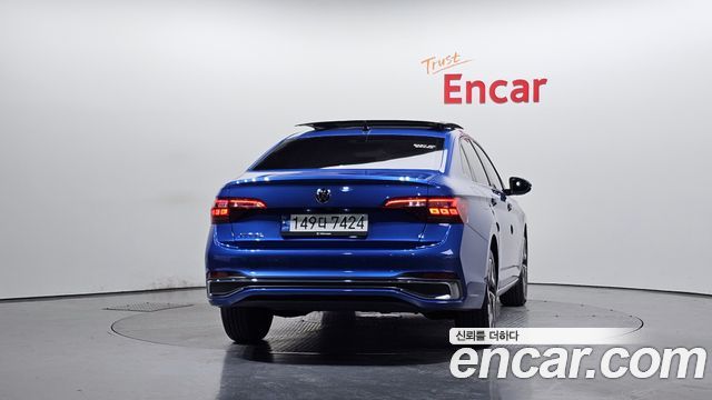 Volkswagen Jetta 2023 — photo 4