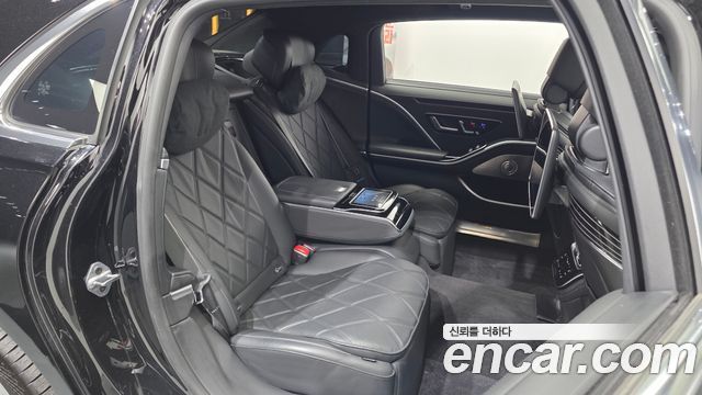 Mercedes-Benz S-Class 2021 — photo 18