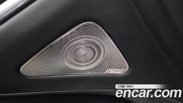Mercedes-Benz S-Class 2021 — photo 29