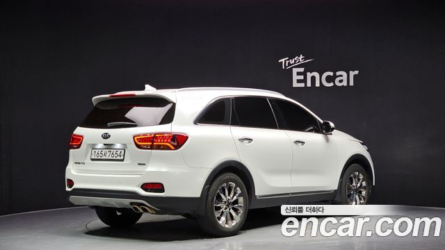 Kia Sorento 2018 — photo 2
