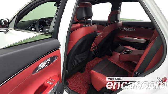 Genesis GV70 2021 — photo 17