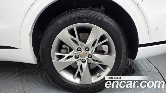 Genesis GV70 2021 — photo 7