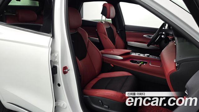 Genesis GV70 2021 — photo 16