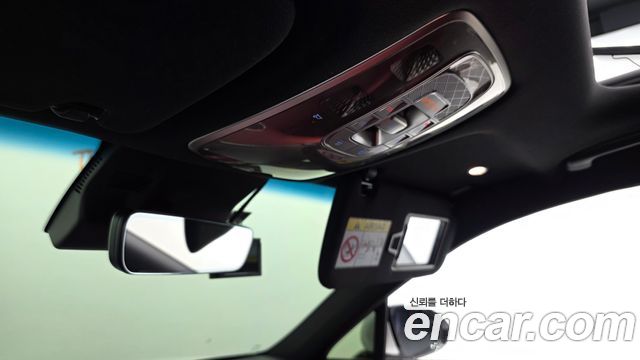 Genesis GV70 2021 — photo 35