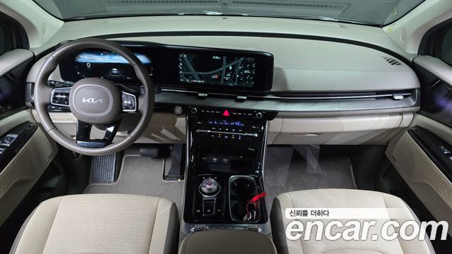 Kia Canival 2023 — photo 7