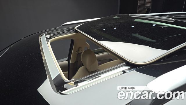 Kia Canival 2023 — photo 14