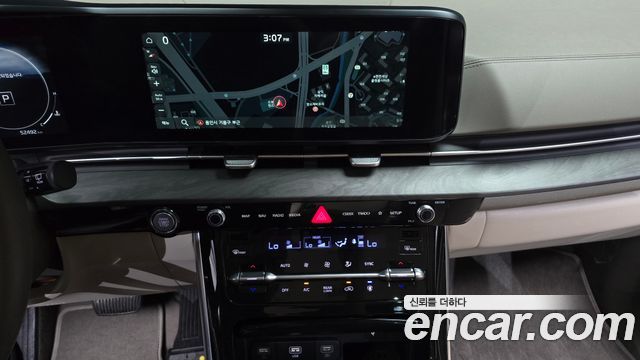 Kia Canival 2023 — photo 15