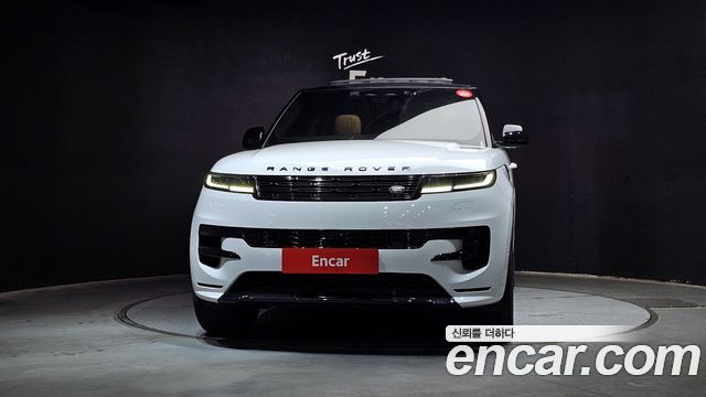 Land Rover Range Rover Sport 2025 — photo 3