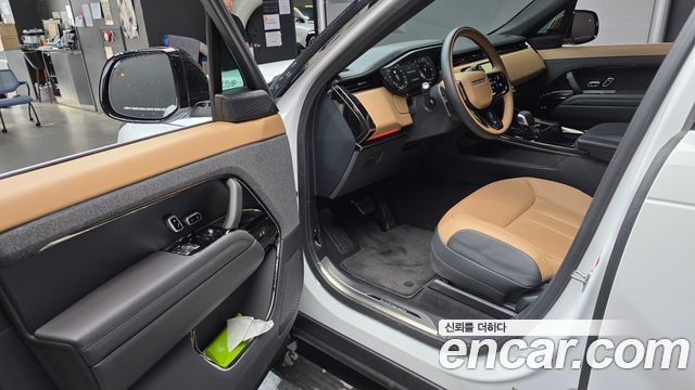 Land Rover Range Rover Sport 2025 — photo 13
