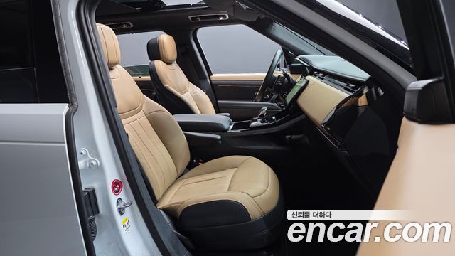 Land Rover Range Rover Sport 2025 — photo 16