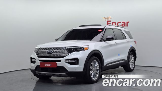 Ford Explorer 2021 — photo 1