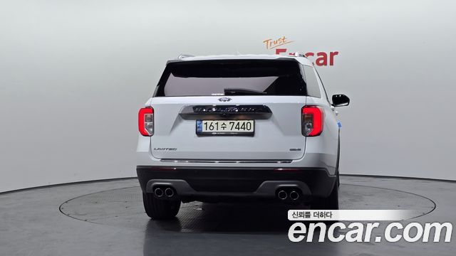 Ford Explorer 2021 — photo 4