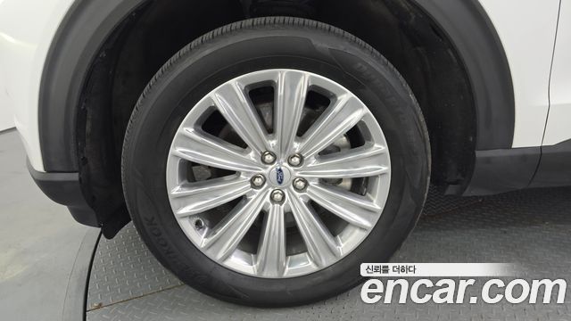 Ford Explorer 2021 — photo 5