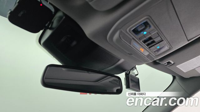 Ford Explorer 2021 — photo 22