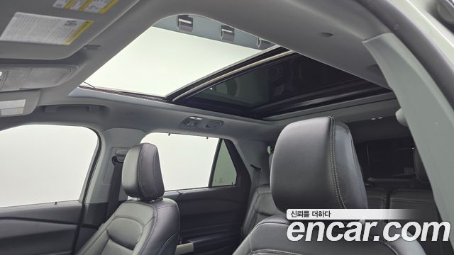 Ford Explorer 2021 — photo 23