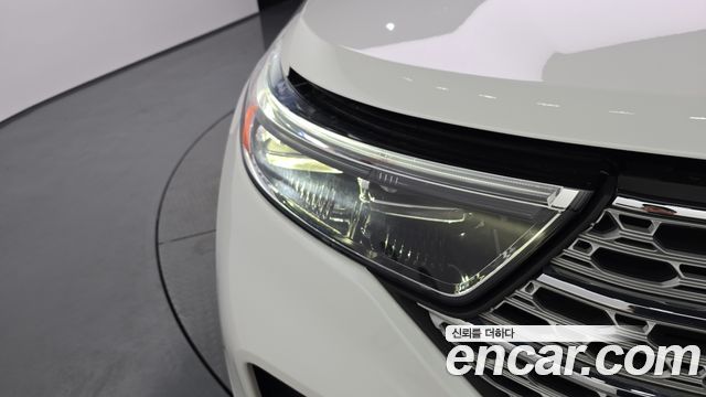 Ford Explorer 2021 — photo 8