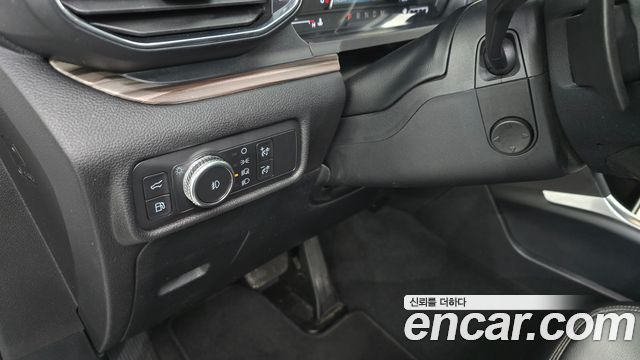 Ford Explorer 2021 — photo 29