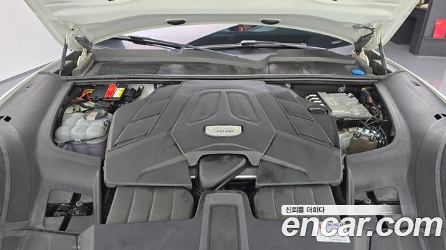 Porsche Cayenne 2019 — photo 6