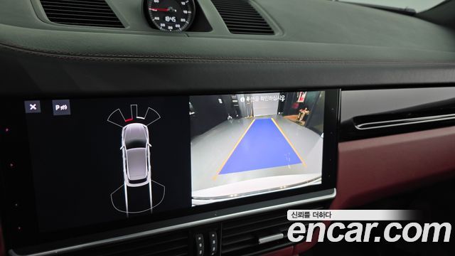 Porsche Cayenne 2019 — photo 14