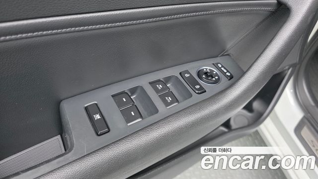 Hyundai Sonata 2015 — photo 18