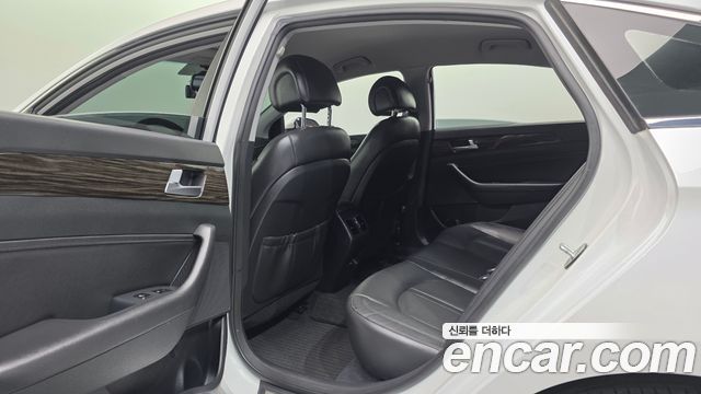 Hyundai Sonata 2015 — photo 23