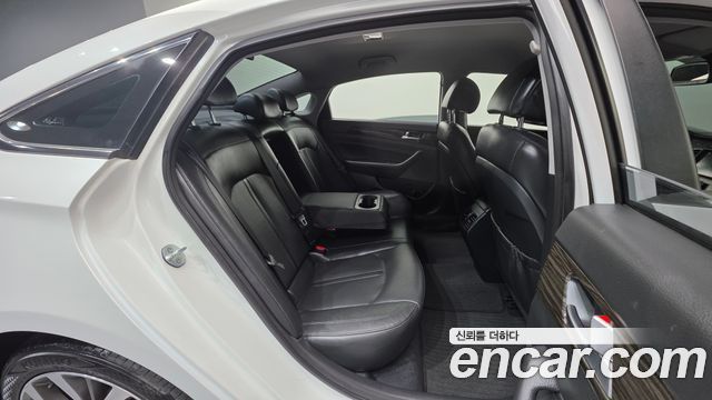 Hyundai Sonata 2015 — photo 25