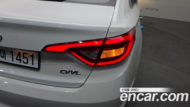 Hyundai Sonata 2015 — photo 9