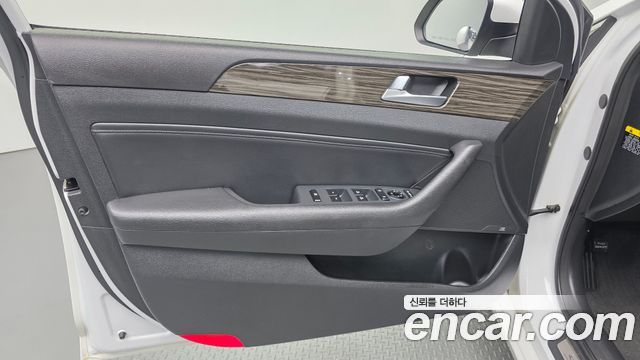 Hyundai Sonata 2015 — photo 14