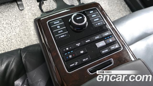 Hyundai Equus 2014 — photo 19