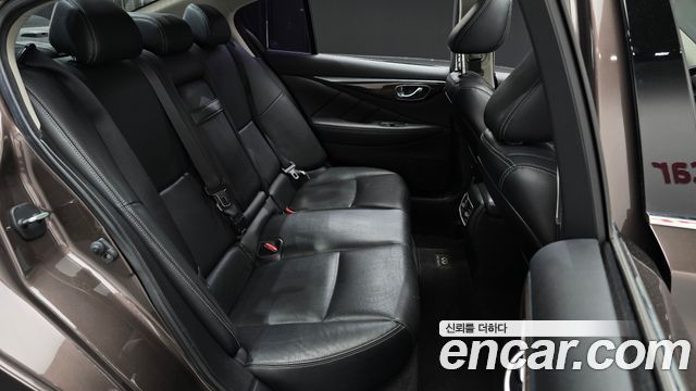 Infiniti Q50 2015 — photo 11