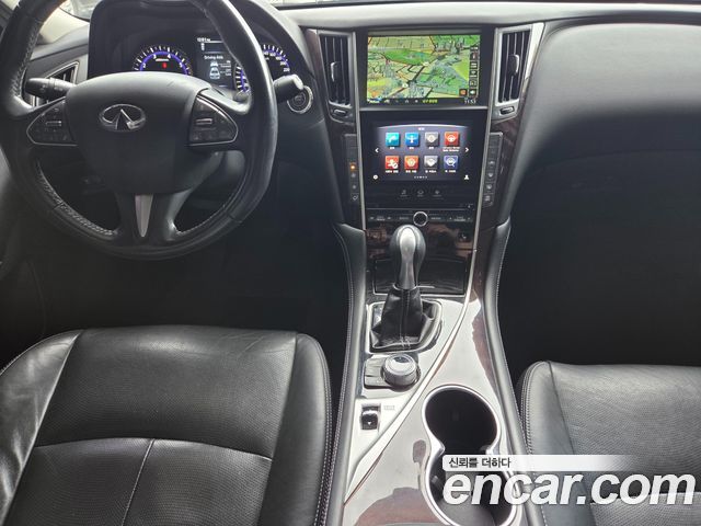 Infiniti Q50 2015 — photo 15