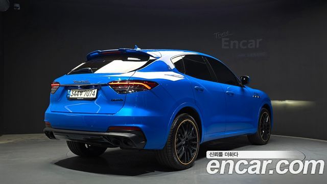 Maserati Levante 2021 — photo 2