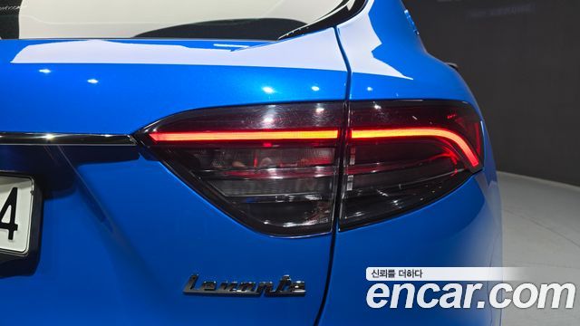 Maserati Levante 2021 — photo 9