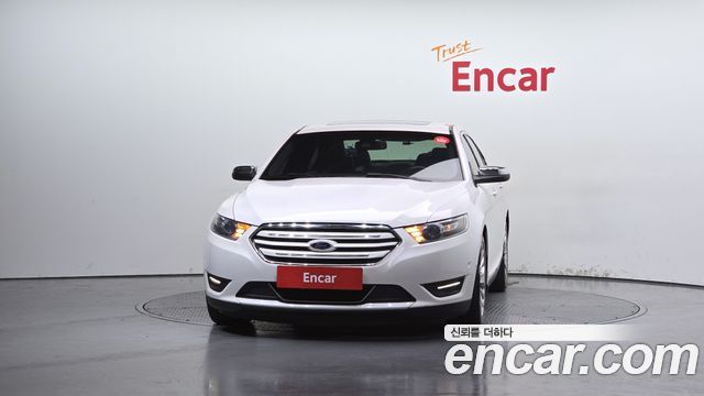 Ford Taurus 2015 — photo 3