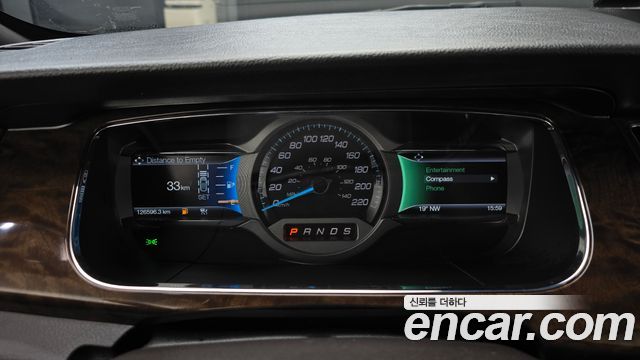 Ford Taurus 2015 — photo 8