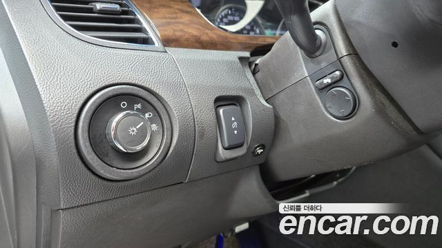 Ford Taurus 2015 — photo 16