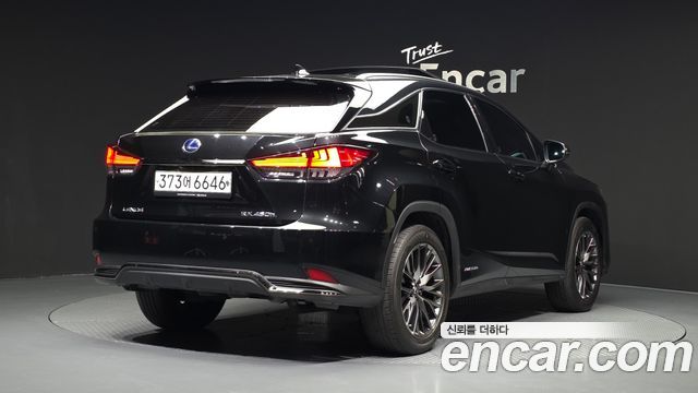 Lexus RX 2021 — photo 2