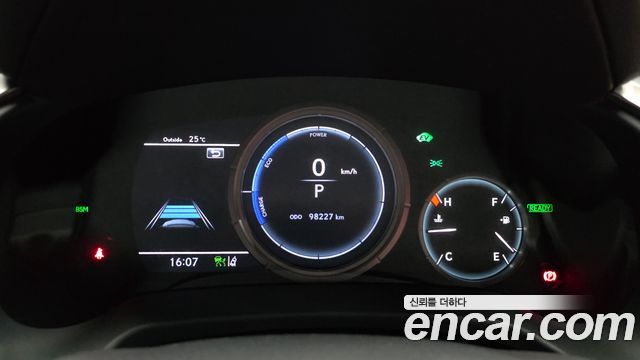 Lexus RX 2021 — photo 11