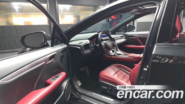 Lexus RX 2021 — photo 13