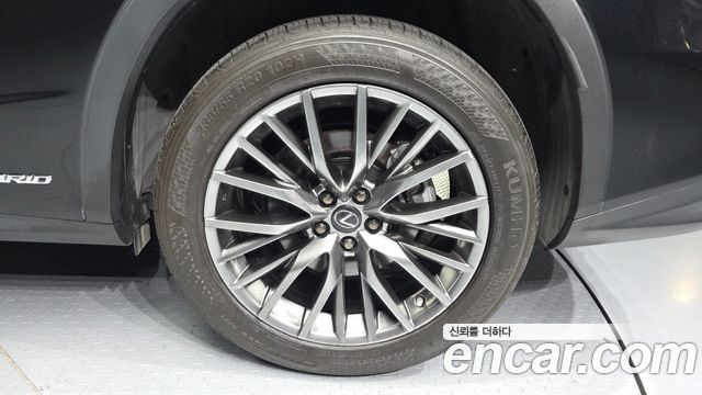 Lexus RX 2021 — photo 7