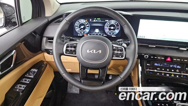 Kia Canival 2023 — photo 19