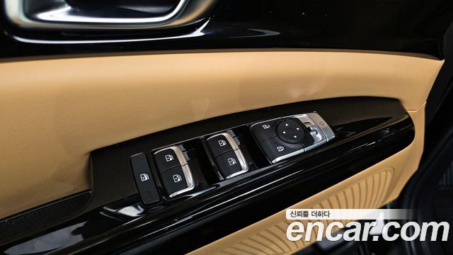 Kia Canival 2023 — photo 23