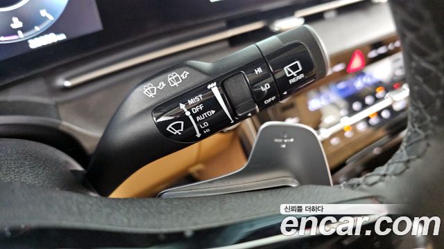 Kia Canival 2023 — photo 25