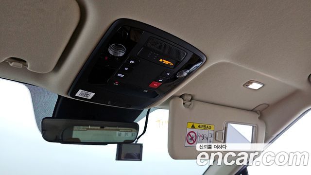 Kia Canival 2023 — photo 29