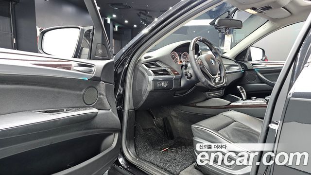 BMW X6 2009 — photo 11
