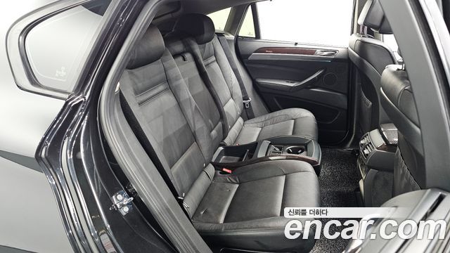 BMW X6 2009 — photo 12