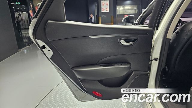 Renault Korea SM6 2017 — photo 15